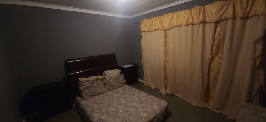 2 Bedroom Property for Sale in Algoa Park Eastern Cape